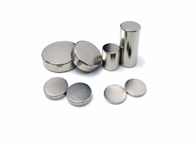 Qualität Nickelbeschichtete Neodym-Disc-Magnete mit optimaler Magnetleistung usine