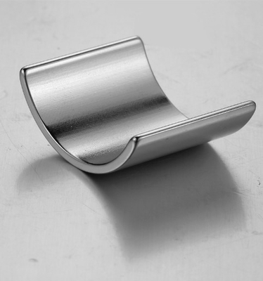 kaufen Industrielle dünne Neodym-Bogen-Magneten kundengebundene Größe des Ring-N52 online manufacture