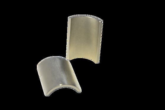 Guter Preis Neodym-Bogenmagnete kundenspezifische Magnetisierung Richtung Online